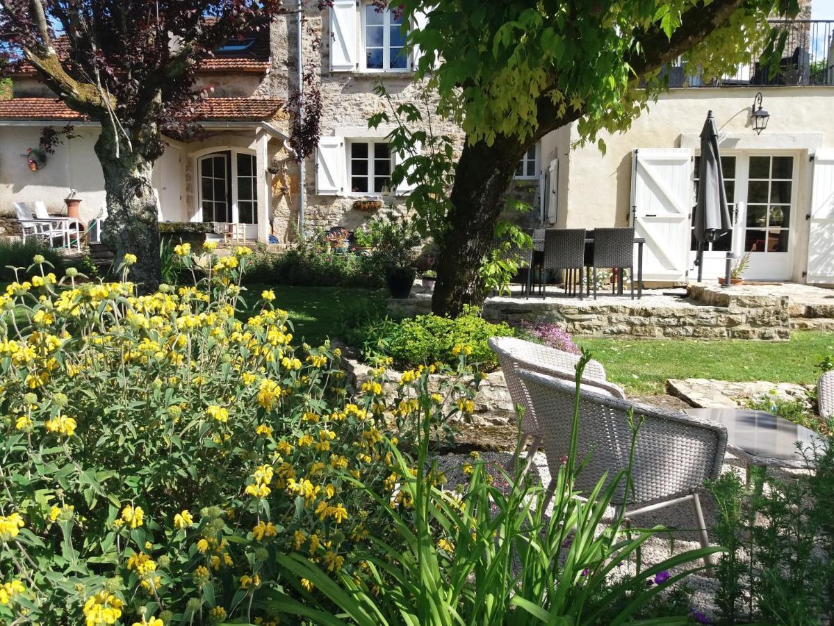 Les Trois Prunelles Saint-Pierre-Toirac Exteriér fotografie